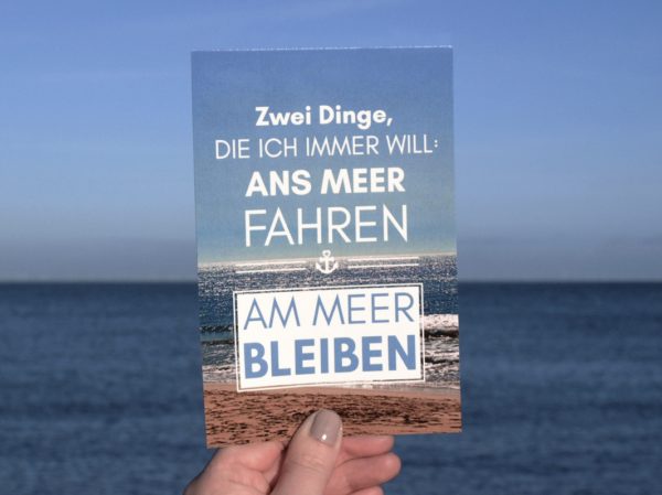 Postkarte-XL-Spruch-Ans-Meer-Küstenglück